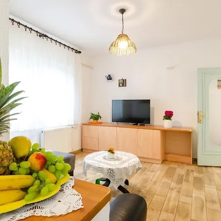 In 5691 Apartment