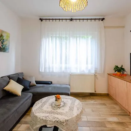 In 5691 Apartment Jadranovo